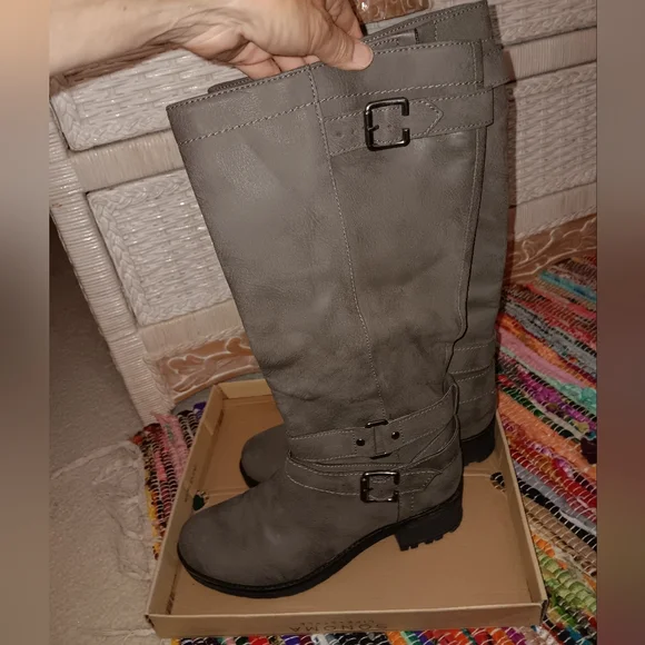 Sonoma~Women's Gray Knee-High Leather Boots Chunky Heel - Picture 7 of 13